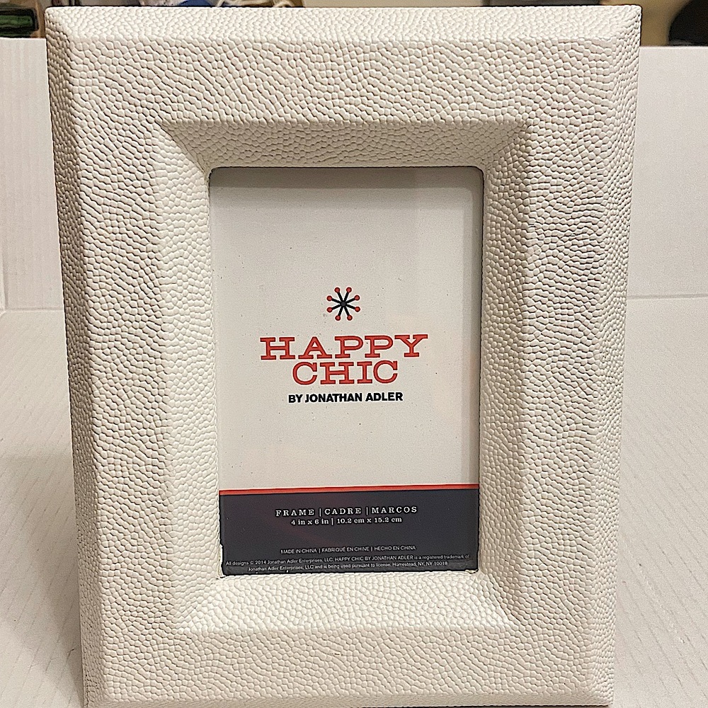 Johnathan Adler Happy Chic White Bubble Texture 4 x 6 Picture Frame. - Picture 2 of 7